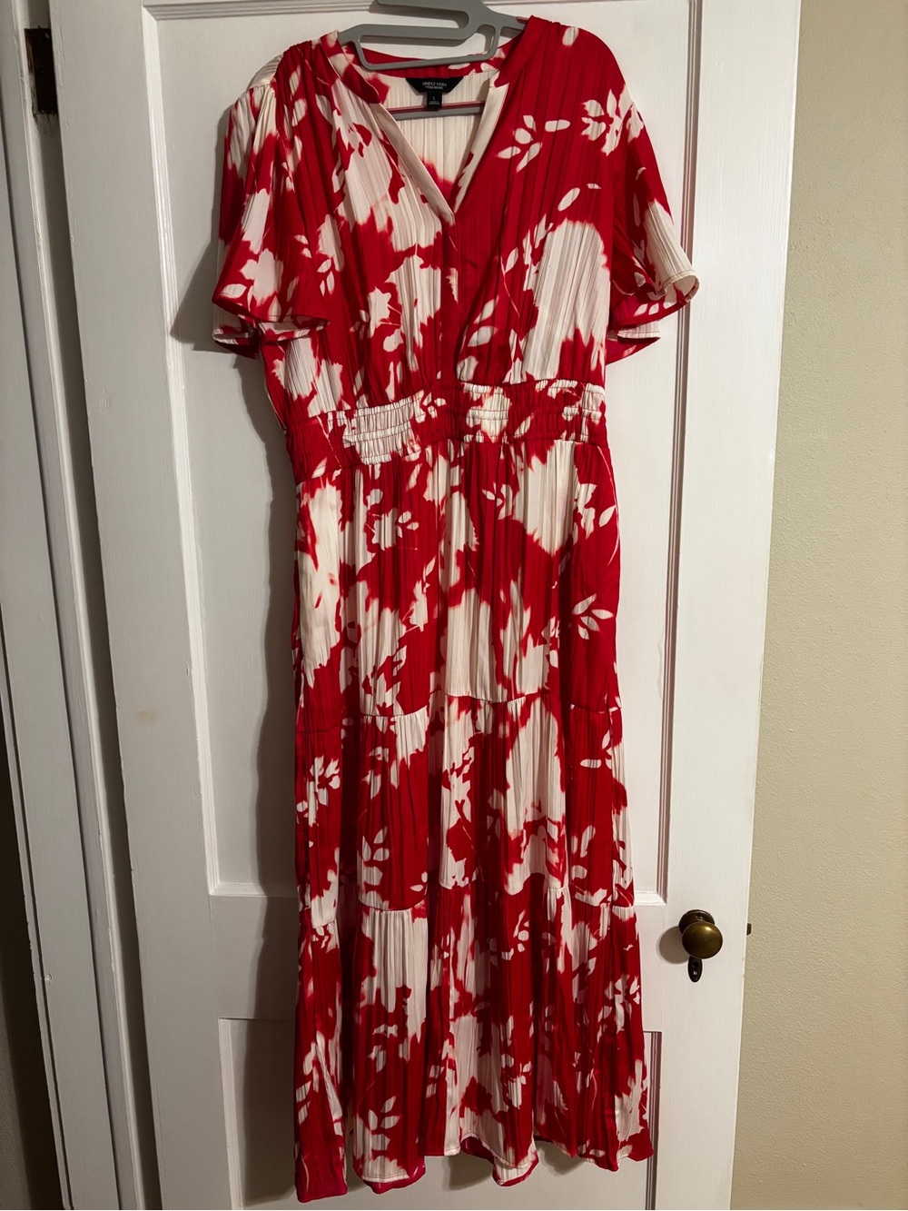 Pink and White Floral V-Neck Maxi Dress